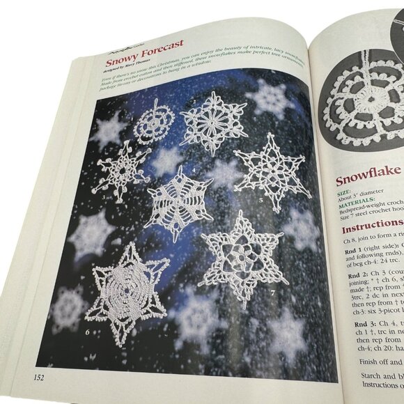 Rodales Christmas Needlecraft Collection Hardcover Book 1994 - Picture 6 of 7